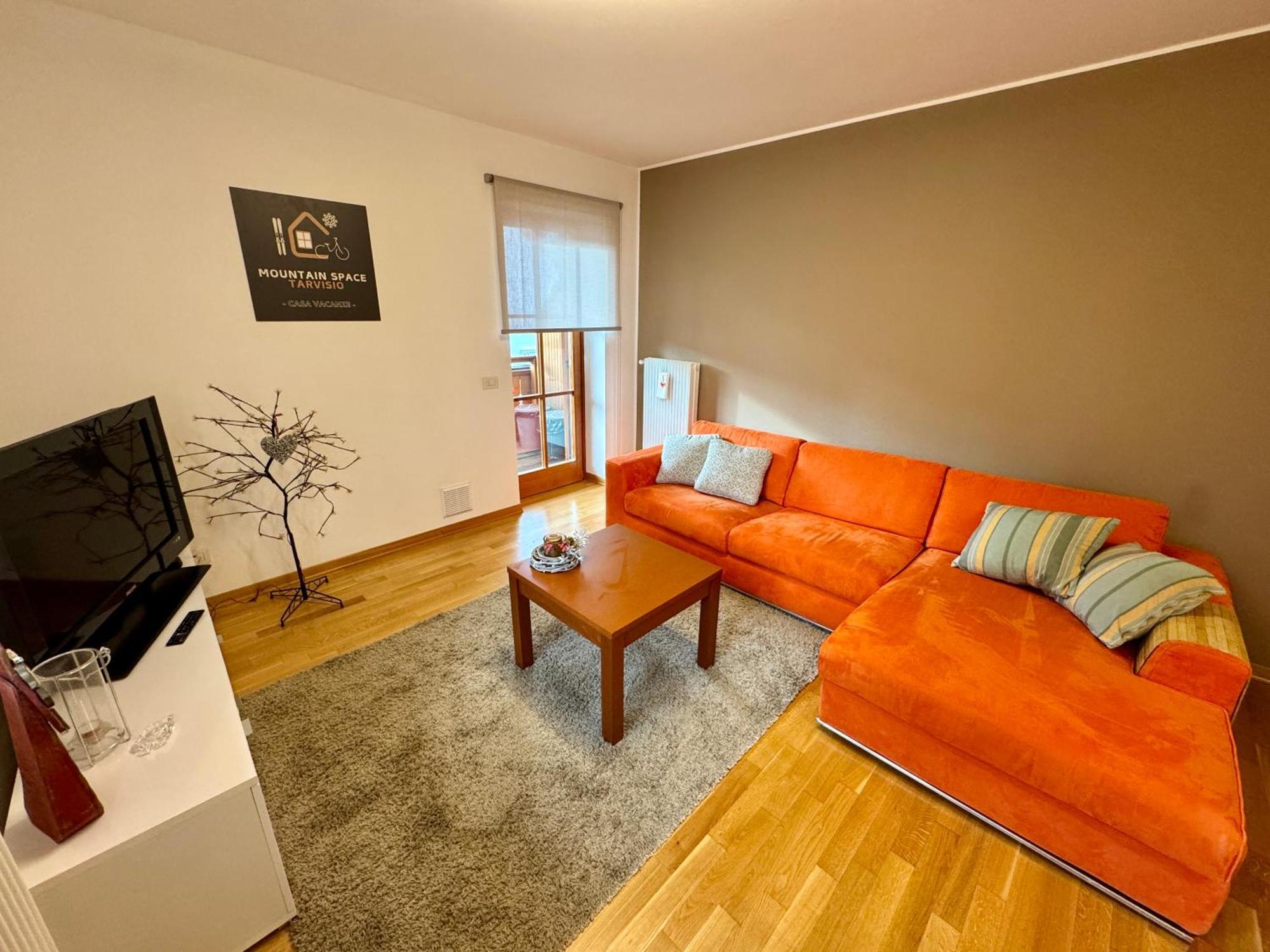 Mountain Space Apartment